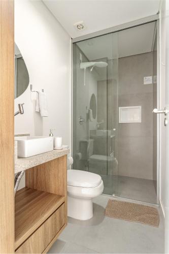 Ένα μπάνιο στο Duplex Moderno Novo Campeche, WiFi 1GB, 500m da praia