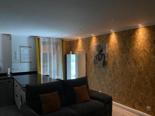 Kuchyň nebo kuchyňský kout v ubytování Joli F2 luxueux face a la mer au Gosier