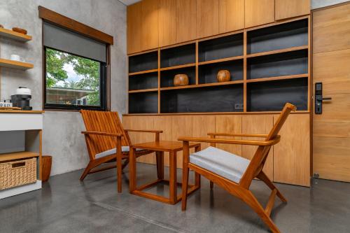 Η κουζίνα ή μικρή κουζίνα στο Amarell Ubud - Private Luxury Villa