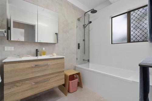 Ένα μπάνιο στο Palm Hideaway