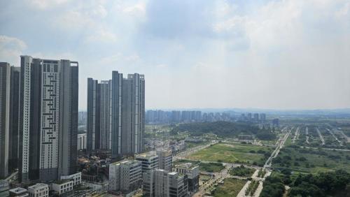 Pemandangan umum bagi Pyeongtaek atau pemandangan bandar yang diambil dari hotel