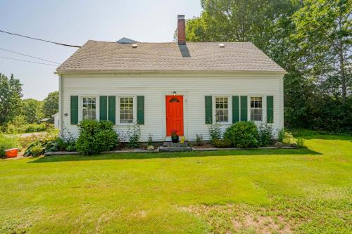 Photo de la galerie de l'établissement Poet's Nook, a Cozy and Private 1 BR Apartment, à Scarborough