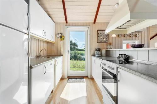 Una cocina o cocineta en LF16098-Logstor-Kammasvej-29