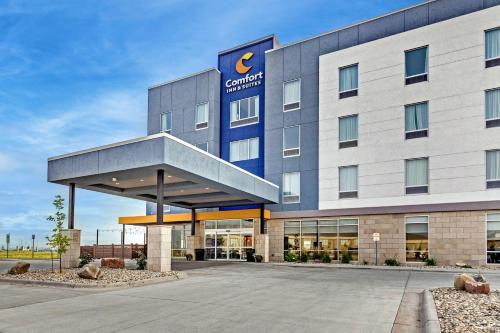 a rendering of the front of a hotel at Comfort Inn & Suites at Sanford Sports Complex in Sioux Falls
