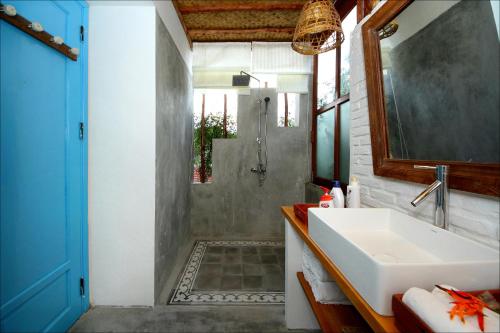 Ένα μπάνιο στο Life Beach Villa