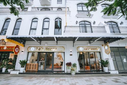 Budova, kde se aparthotel nachází