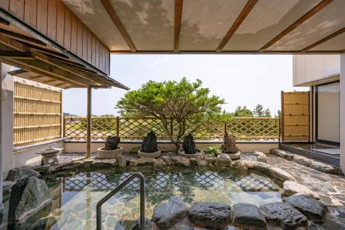Πισίνα στο ή κοντά στο Shima Beach Hotel