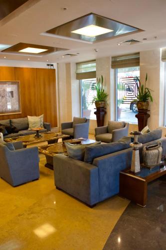 Posezení v ubytování Coral Beach Hotel And Resort Beirut