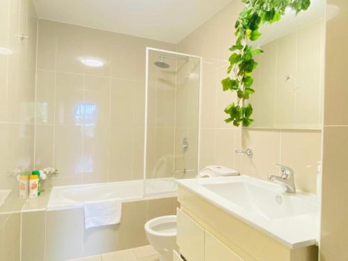 O baie la Parramatta Adorable 3Br Apt ParkingBusShopping