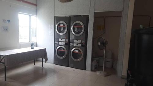 Photo de la galerie de l'établissement Railway Hostel, à Batu Gajah