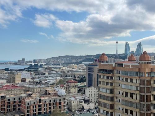 Udsigt til Baku eller udsigt til byen taget fra lejligheden