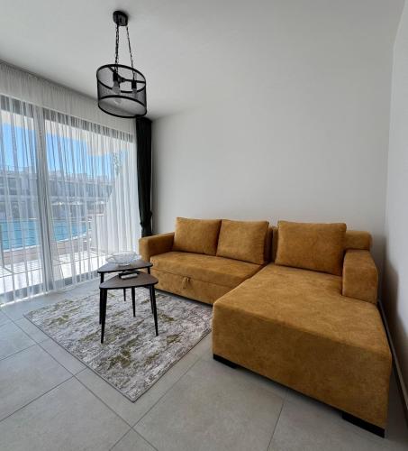 Χώρος καθιστικού στο Modern Seaside Studio at Northern Cyprus - Pearl Island