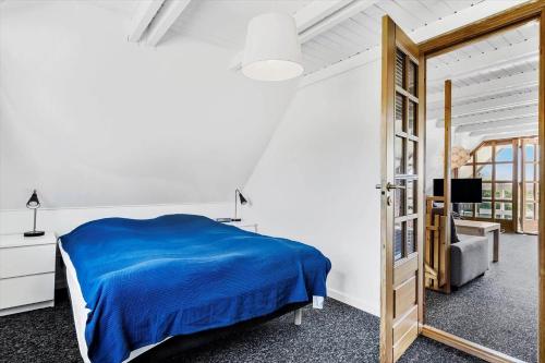 En eller flere senge i et værelse på HA350-Saeby-Rodtungevej-30