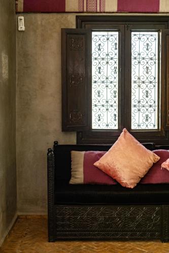 Ένα ή περισσότερα κρεβάτια σε δωμάτιο στο PL Place boutique hôtel & restaurant