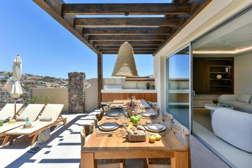 Kaiman 18 by VillaGranCanaria