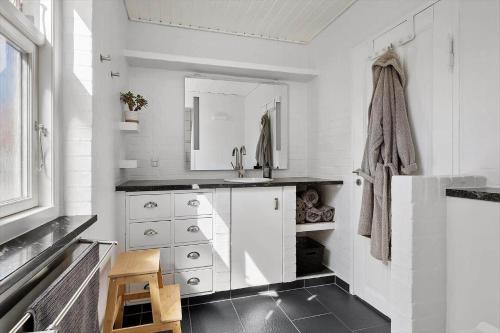 Køkken eller tekøkken på 5650-Svaneke-Brugsebakken-10
