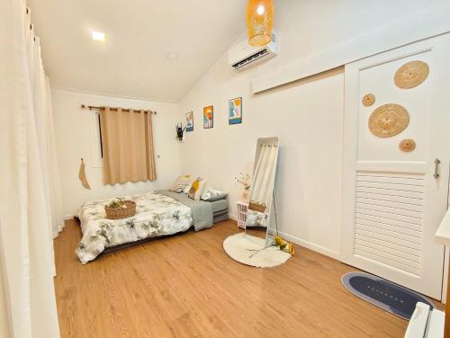 Χώρος καθιστικού στο Cana Garden House 3