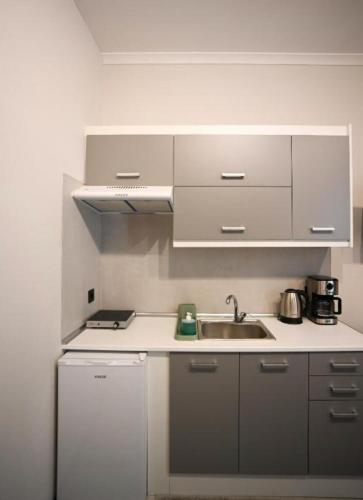 Central Comfort Studio by Zeus Suites