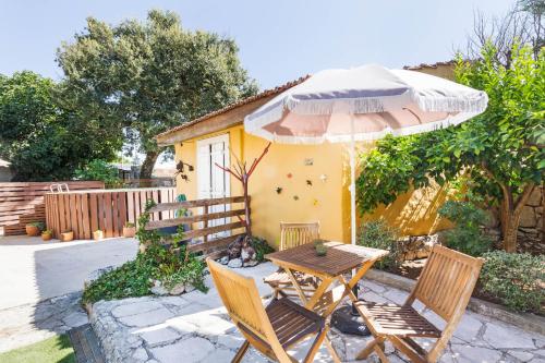 Κήπος έξω από το Refúgio das Artes Guesthouse