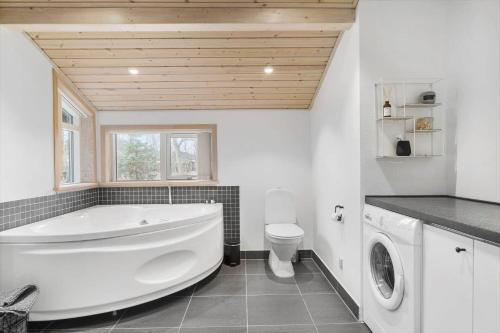 Koupelna v ubytování HA317-Hals-Bisnapkrat-10