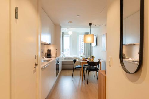 Η κουζίνα ή μικρή κουζίνα στο Cozy 9th Floor Apartment in Vesterbro