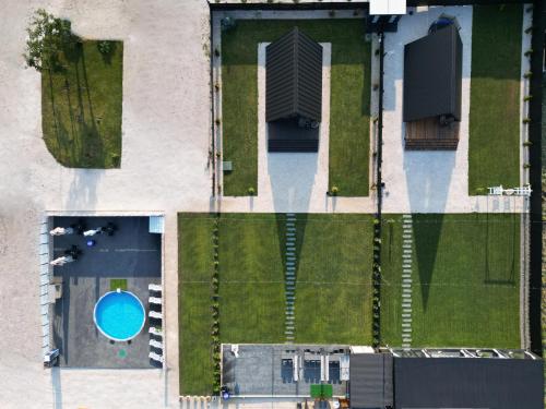 an overhead view of a yard with a swimming pool at Dravis Event Park 