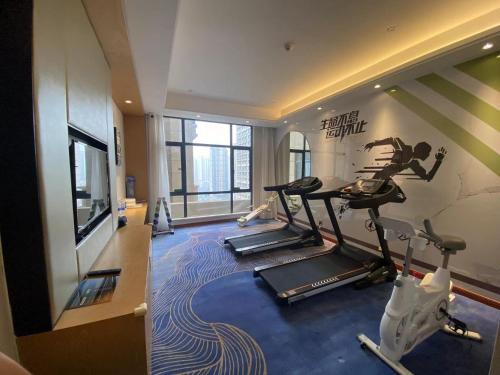 Pusat kecergasan dan/atau kemudahan kecergasan di Vienna International Hotel Jingzhou New World