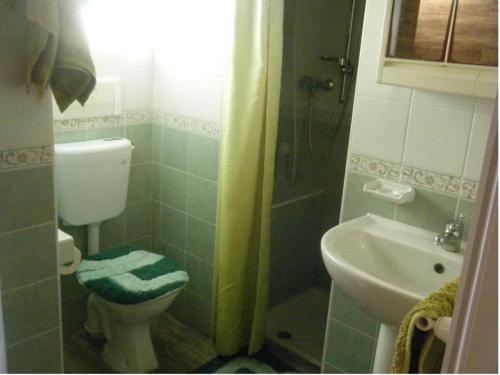 Un baño de SeaFront Apartment In Valletta