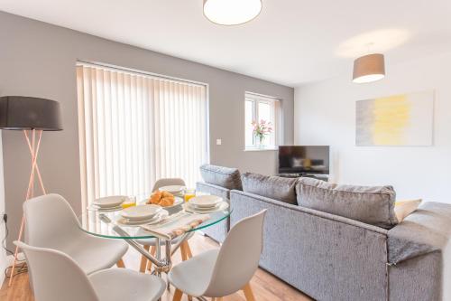 Χώρος καθιστικού στο Modern 1 & 2 Bedroom Apartments in Oxford, Near Hospitals & Science Park