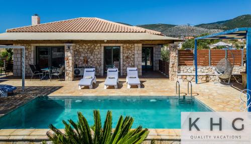 Leo's Red stone & White stone made villas, 2 villas with private pool in Karavados village