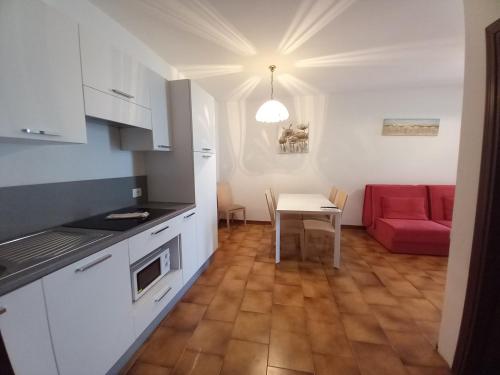 Dapur atau dapur kecil di Residence Oasi