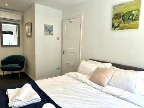 Penthouse near park - air con - Guest and the City photo 50