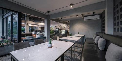 Гостиная зона в The Ex Capital Hotel Bangkok by Dancenter