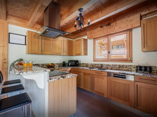 Chalet Evelyn - OVO Network