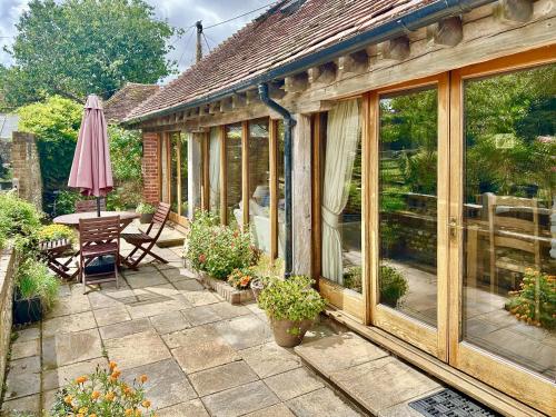 Zahrada ubytování The Old Tractor Shed by inspirestays-com