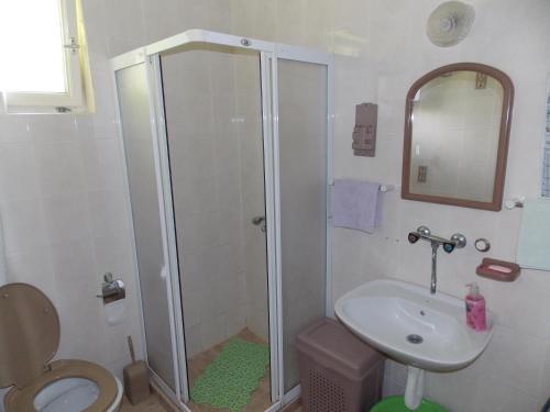 Koupelna v ubytování Apartment Matogi
