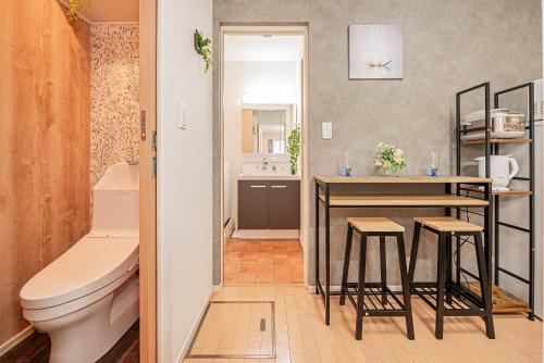 101 6-min walk from Higashi-Jūjō Station Cozy 1-Bedroom Apartment Direct Access to Akihabara & Ueno