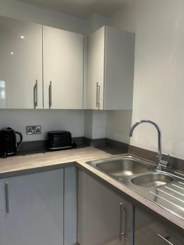 Near Old Trafford & Media City 2BR Flat photo 11