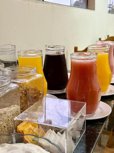 Makanan di atau berdekatan hotel