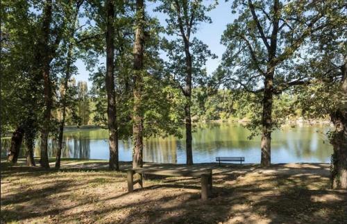 Gallery image of Maison 2 chambres dans résidence de vacances in Monflanquin