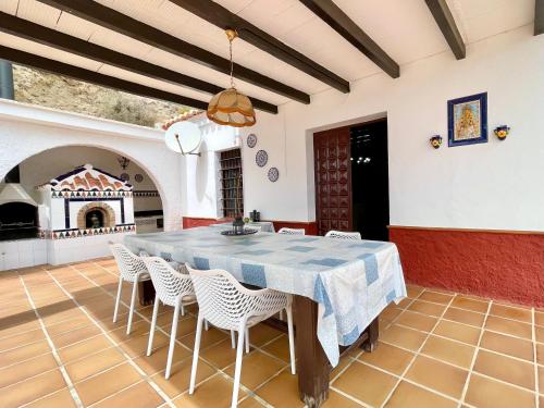 CASA MIRADOR Maro