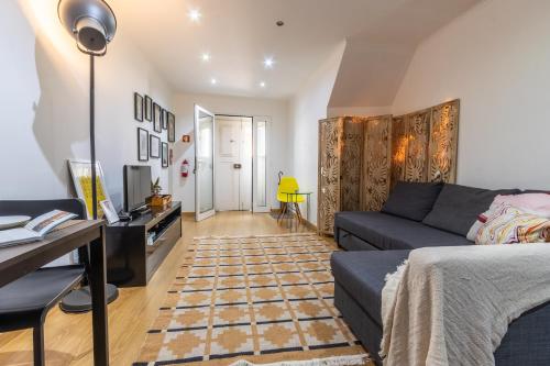 Central Lisbon Apartment with Private Patio