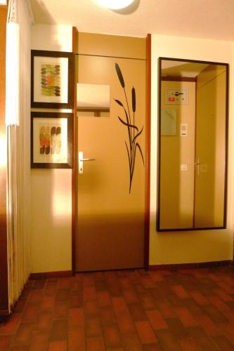 Gallery image of 2 room Suite city centre in Zürich