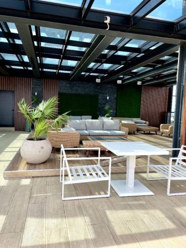 Φωτογραφία από το άλμπουμ του Legit Luxury Apartment at Accra KASS Studio Ensuite σε Accra