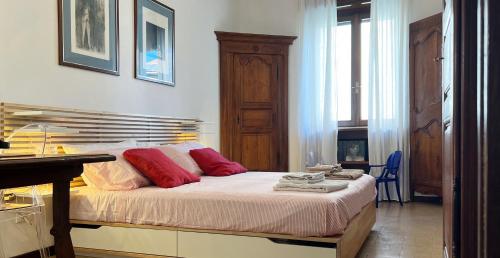 Piranesi 36 - Linate & Direct Train to Rho Fiera
