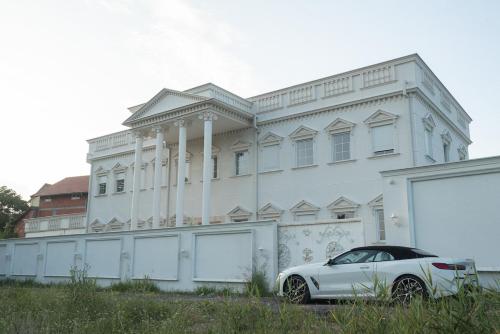 Edificio en el que se encuentra la villa