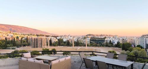 Grand suite in the temple of Zeus