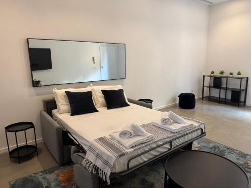 Rome design and fitness stay - Pantheon and Trevi