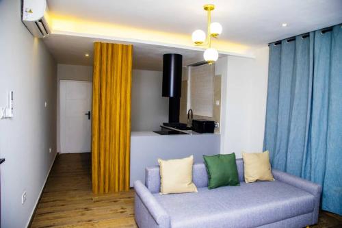 Chris Resplendent Apartments