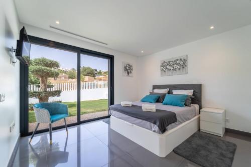 Villa das Amendoeiras by HelloVacations